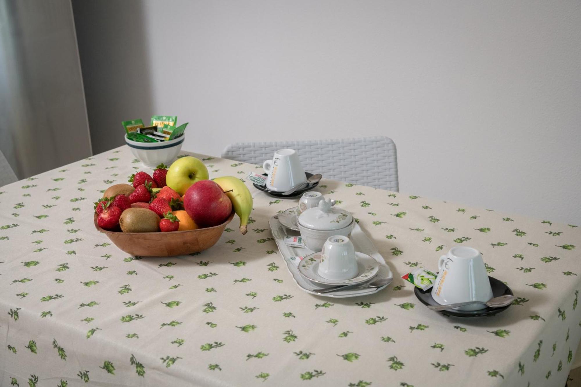 Bed and Breakfast Interno 14 Таранто Екстер'єр фото